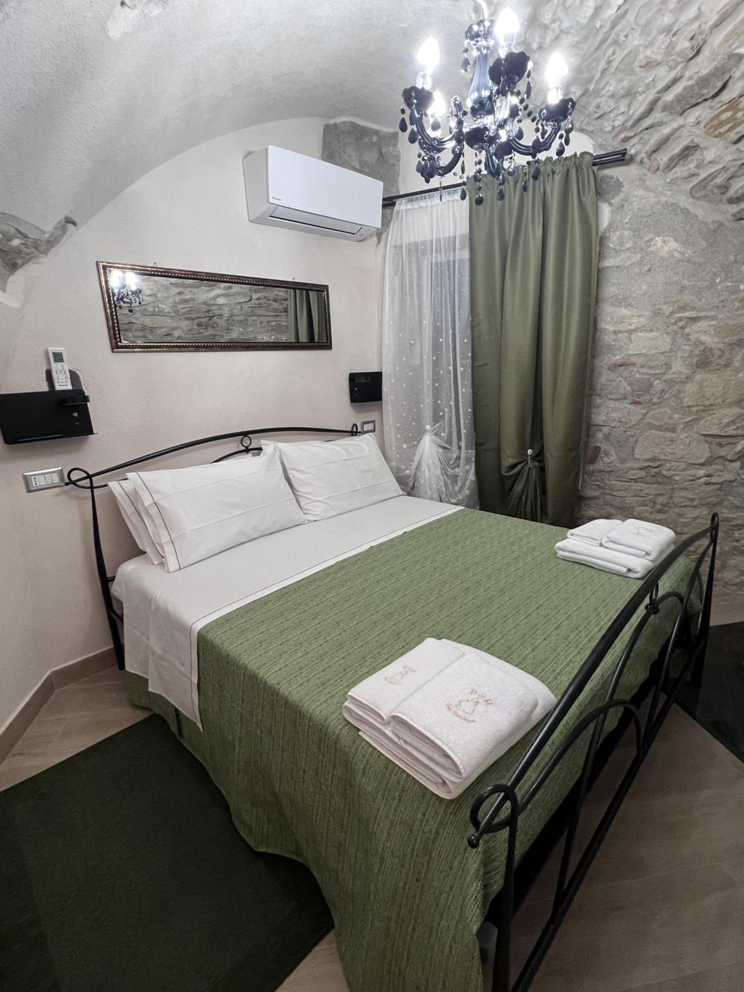 B&B San Nicodemo Ciro ภายนอก รูปภาพ