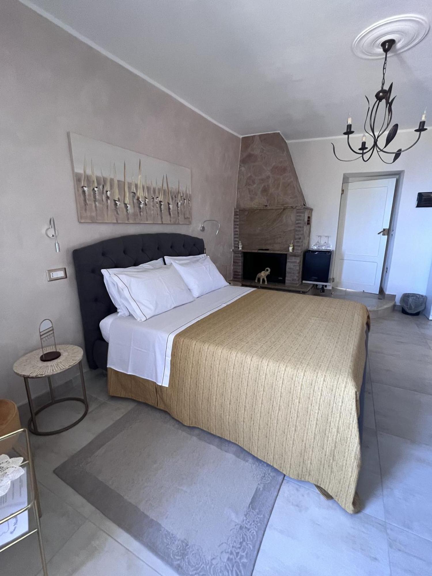 B&B San Nicodemo Ciro ภายนอก รูปภาพ